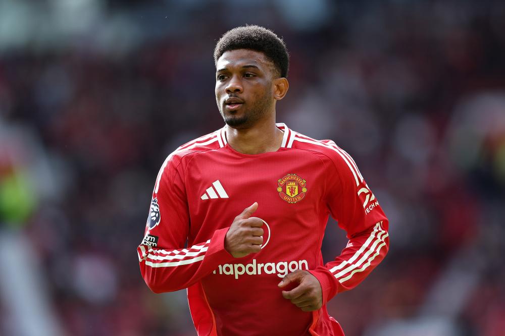 青岛次节轰出一波18-4广厦反超比分，三外援半场31分