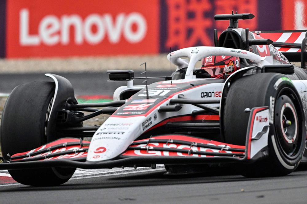 德乙半场：贝尔纳特屡献神扑，汉诺威暂0-0卡尔斯鲁厄